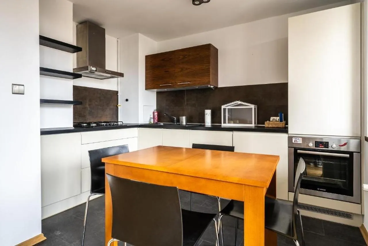 Golden Apartments - City Center - Twar44 0*, Warsaw